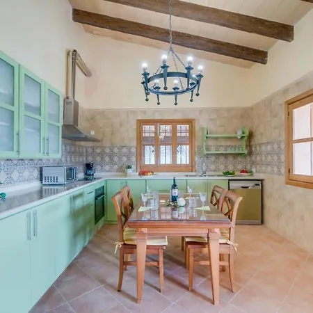 Ideal Mallorca - Ses Comes